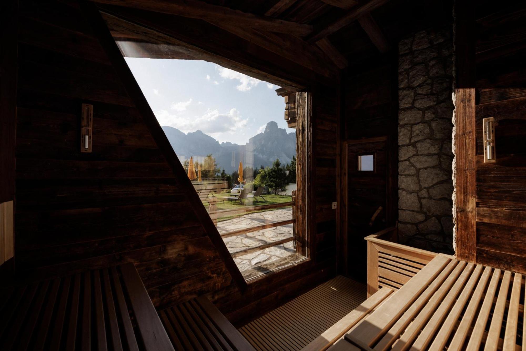 Hotel Costes Corvara In Badia Kültér fotó