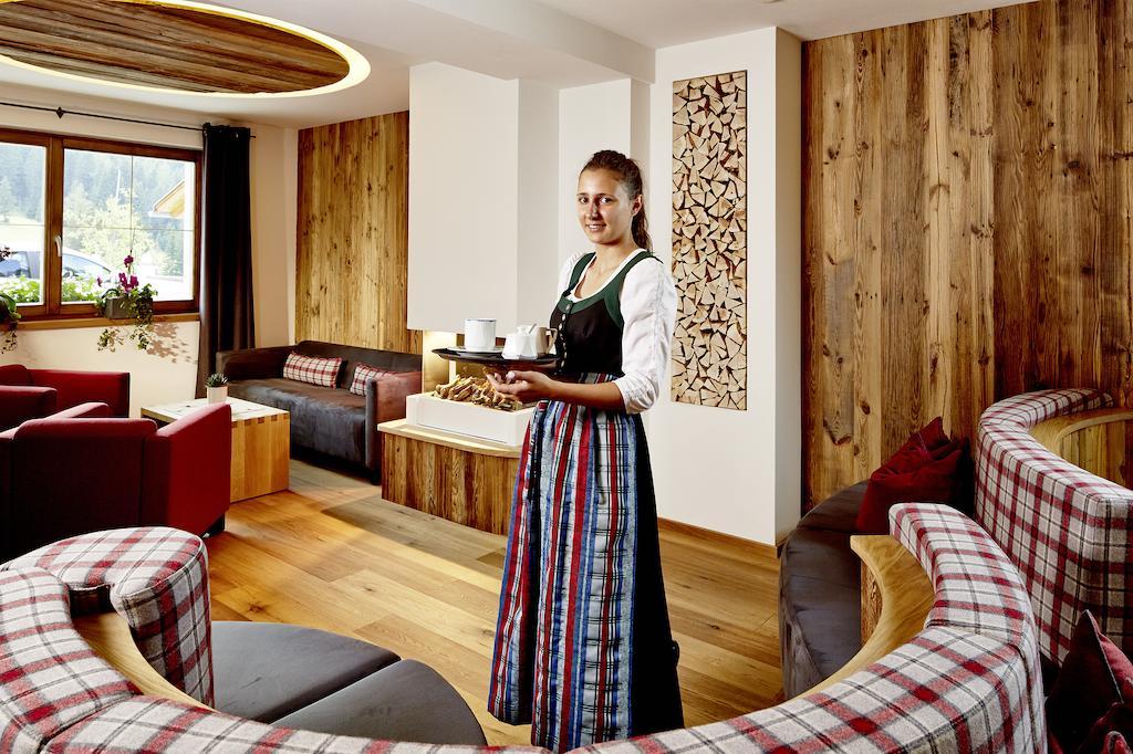 Hotel Costes Corvara In Badia Kültér fotó